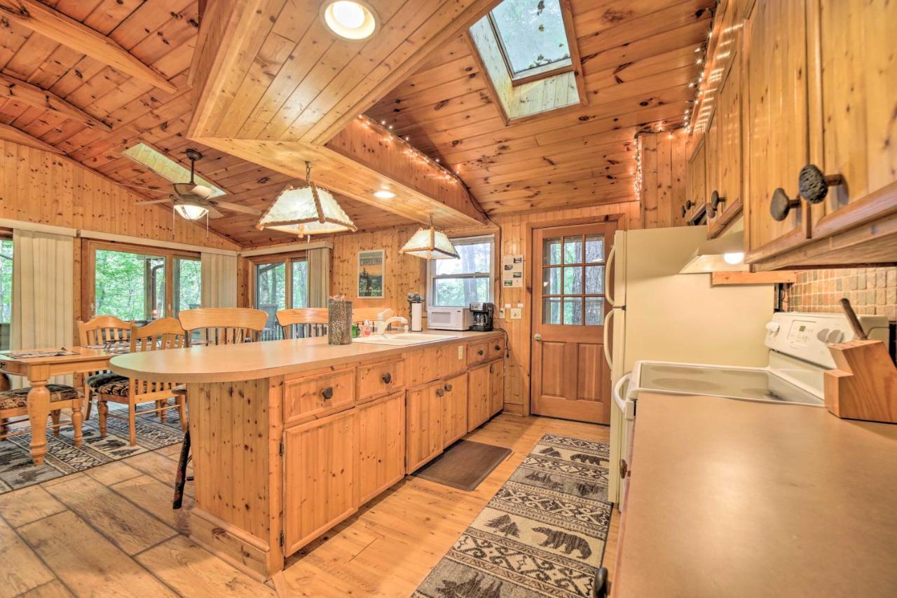 Cozy Lake Toxaway Cabin With Deck, Fire Pit And Grill! Exterior foto