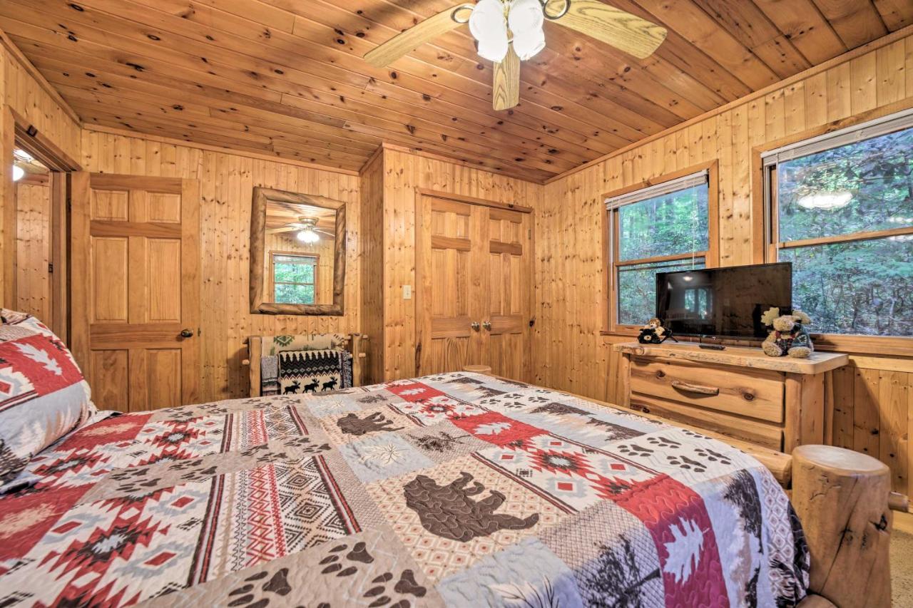 Cozy Lake Toxaway Cabin With Deck, Fire Pit And Grill! Exterior foto